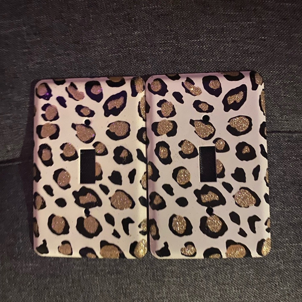 Light switch covers cheetah